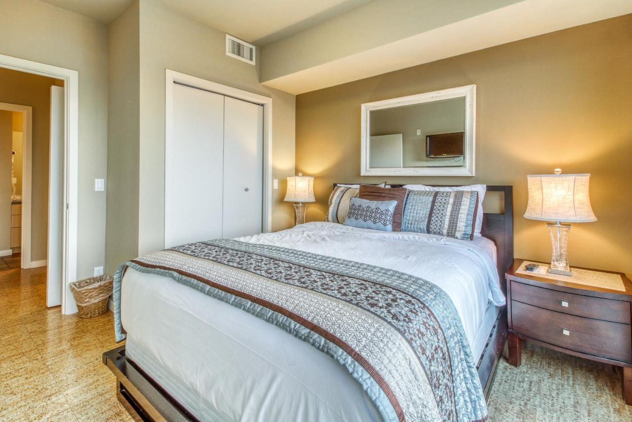 Chelan Resort Suites: Water Sunset Eksteriør bilde