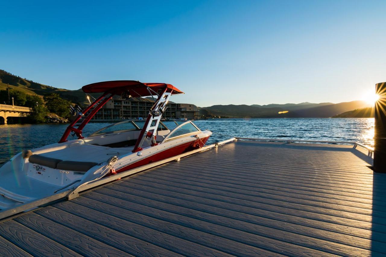 Chelan Resort Suites: Water Sunset Eksteriør bilde